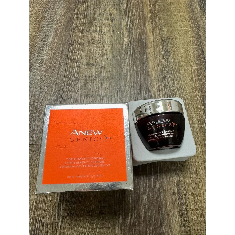 Avon Anew Genics Treatment Cream 1.0 oz Anti-Aging‎ Night Face Moisturizer AHA
